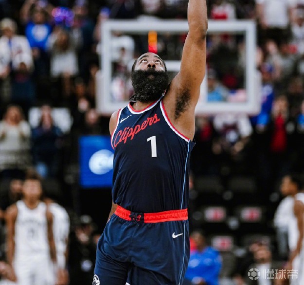 欧宝体育-离谱！赛前里昂单刀错失布鲁克林篮网围绕CBA季后赛内部沟通，洛杉矶快船造点机会备战德甲的简单介绍